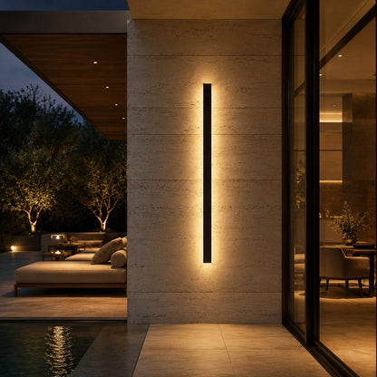Outdoor wall light featuring a sleek, modern design with dimmable LED functionality and a waterproof aluminum construction, perfect for illuminating patios and gardens. 2
