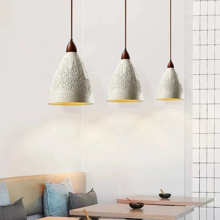 Pendant lamp featuring a retro structured finish and integrated LED light, perfect for illuminating kitchens or dining rooms, with a stylish 23cm diameter design. 3