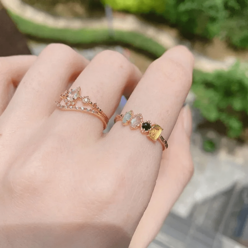 Personalized birthstone ring featuring a vintage milgrain design, customizable for family jewelry, showcasing unique birthstones in a beautiful setting. 5