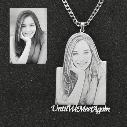 Personalized stainless steel vintage style photo pendant necklace with custom engraving, showcasing a unique, heartfelt gift for loved ones. 2