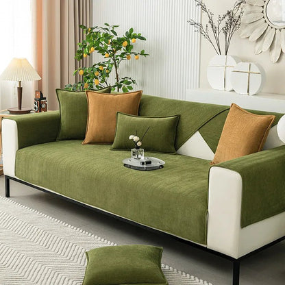 Pet-friendly sofa cover featuring a non-slip bottom, made from durable washable fabric, designed for stain and scratch protection, ideal for homes with pets. 2
