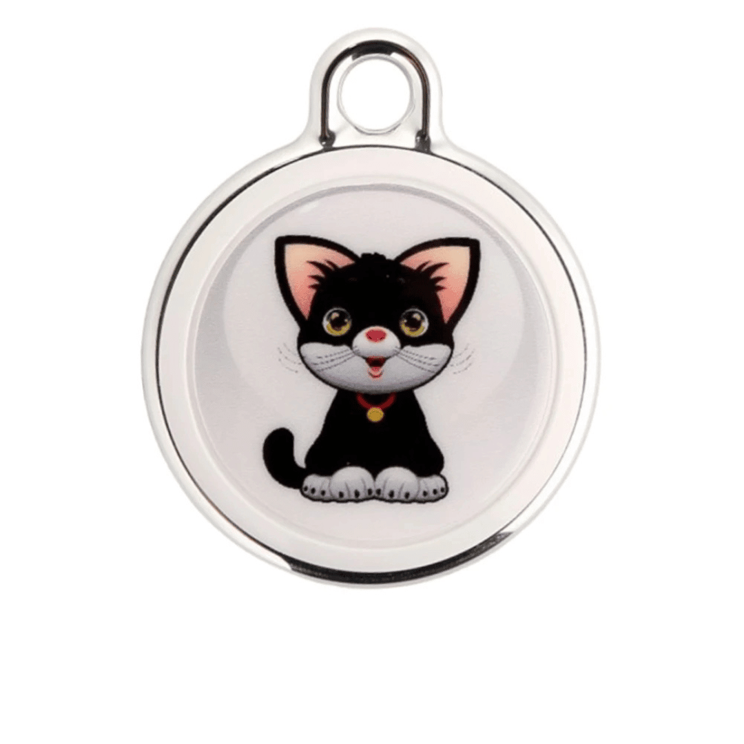 Pet GPS Tracker for dogs and cats featuring real-time location tracking, sound alert, and a waterproof design for outdoor use. 5