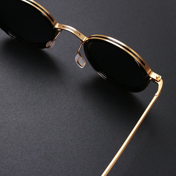 Polarized sunglasses featuring UV400 protection, designed with a lightweight modern style, perfect for outdoor activities like hiking, biking, and beach outings. 4