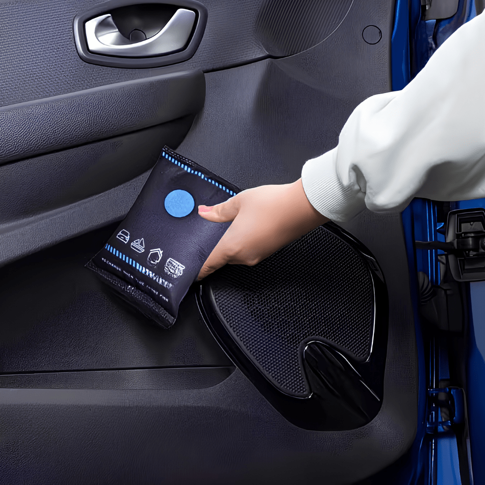 Reusable car dehumidifier bags designed for moisture absorption, featuring a leak-proof design and no electricity needed, ideal for vehicles and storage use. 0