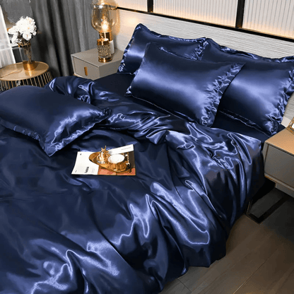 Silk-look bedding set featuring a stylish duvet cover and two matching pillowcases, made from breathable polyester for a luxurious and comfortable sleep experience. 8