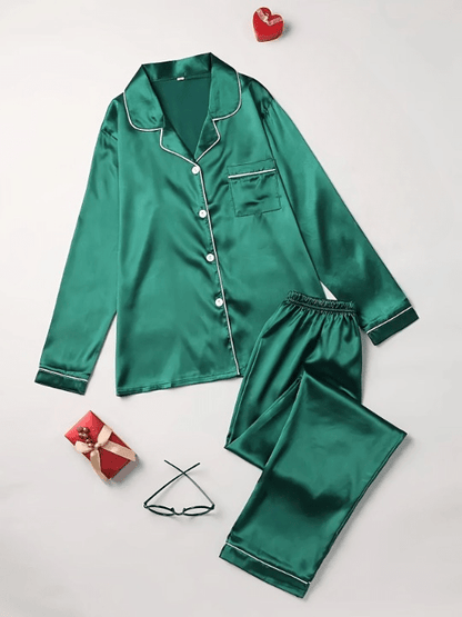 Silk Pajama Set for Women with Relaxed Fit – Elegant Two-Piece Sleepwear 2