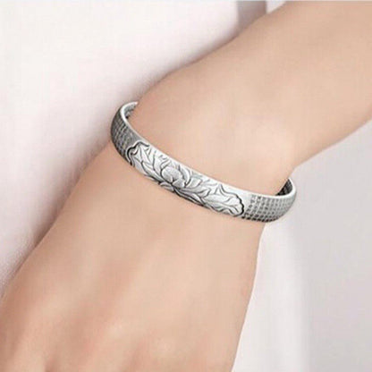 Silver Lotus Bracelet with Adjustable Design – Hypoallergenic S925 Silver for Unisex Wear