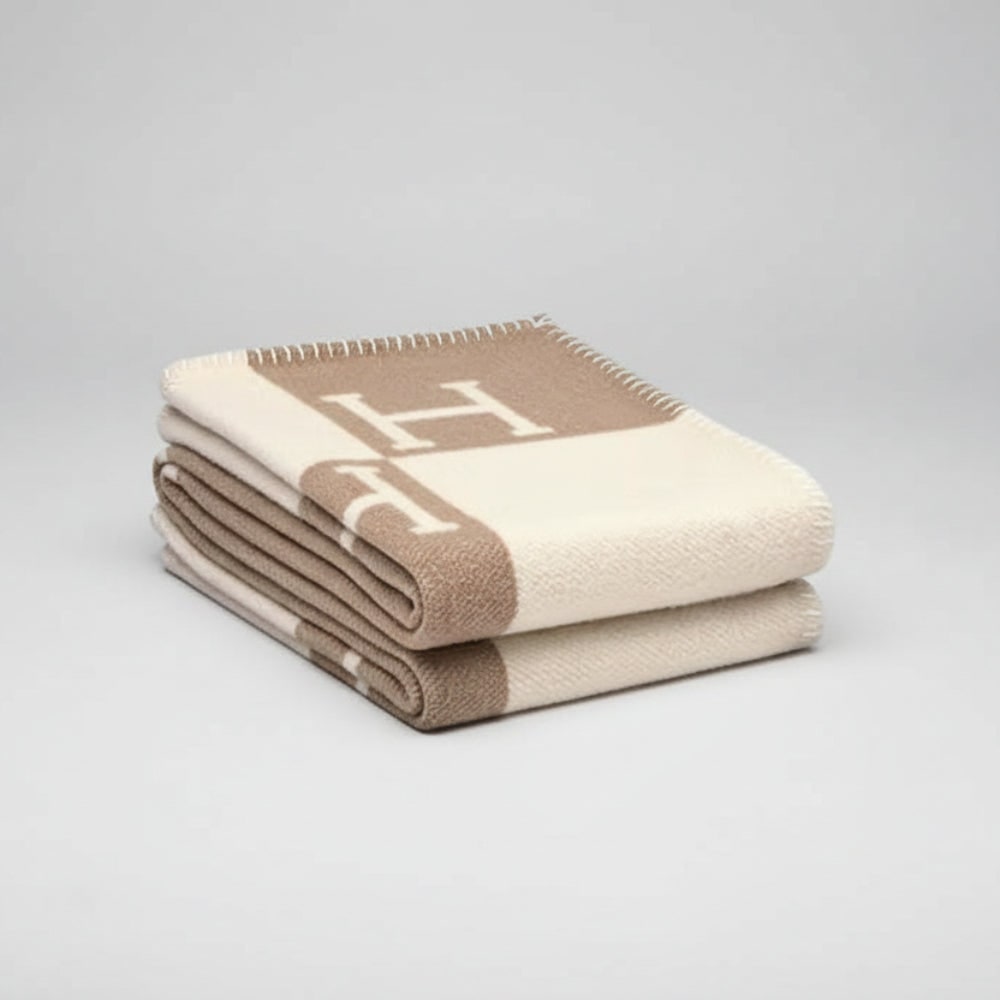 Soft throw blanket featuring a modern design, perfect for adding a cozy touch to any home decor, lightweight and ideal for snuggling up on the couch. 3