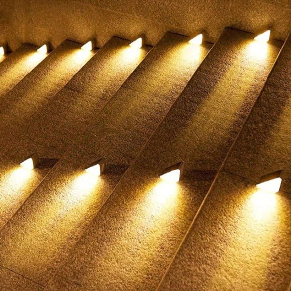 Solar stair lights designed for outdoor use, featuring automatic illumination for enhanced safety on pathways and gardens, compact design for easy installation. 7