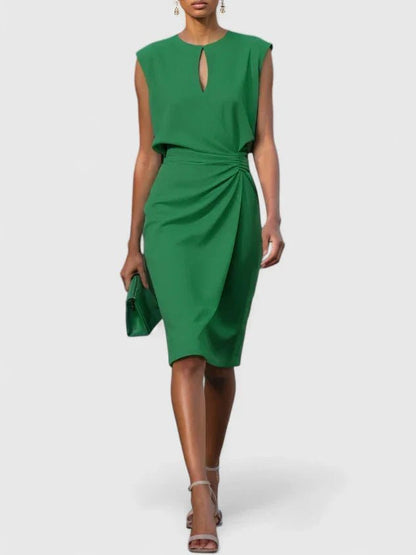 Sophisticated dress featuring a sleek cut and versatile elegance, available in multiple colors for any occasion. 2