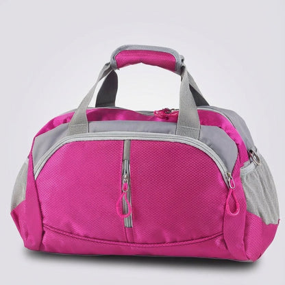 Sporty travel bag featuring weatherproof protection, adjustable straps, and a versatile 20-35L capacity, perfect for outdoor adventures and everyday use. 0
