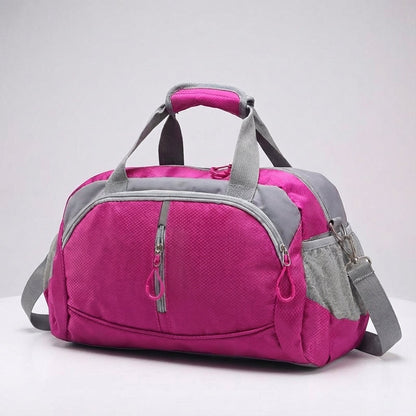 Sporty travel bag featuring weatherproof protection, adjustable straps, and a versatile 20-35L capacity, perfect for outdoor adventures and everyday use. 2