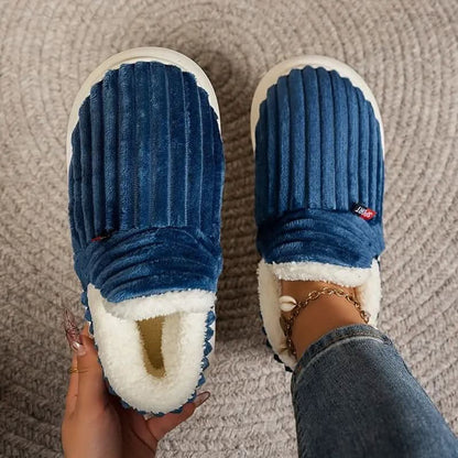 Cozy thermal women's slippers featuring a non-slip sole and insulating interior, perfect for keeping feet warm and comfortable at home. 13