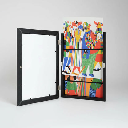 Wall frame with front-opening design for displaying kids' art, featuring modern multi-use storage capacity for up to 150 sheets. 3