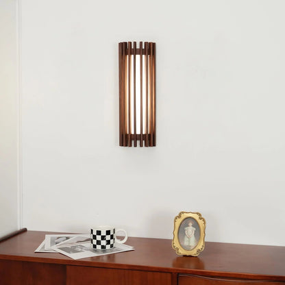 Modern wall light featuring a stylish wood and acrylic design, equipped with dimmable LED technology, available in warm or cool lighting options. 8