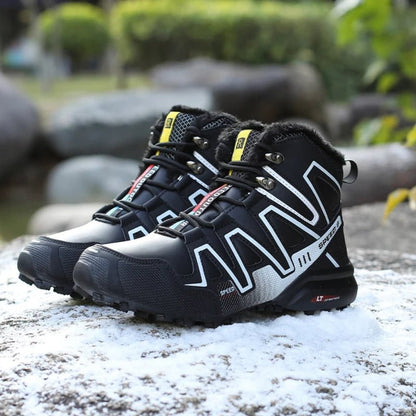 Waterproof insulated winter hiking boots in black, designed for warmth and comfort in outdoor activities. Ideal for cold weather hiking and outdoor adventures. 7