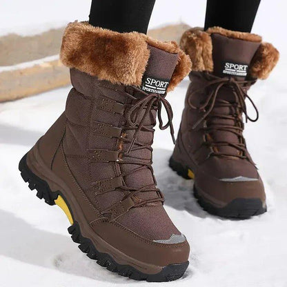 Waterproof winter boots for women featuring thermal insulation and a slip-resistant outsole, ideal for stylish outdoor use in snow and cold conditions. 2