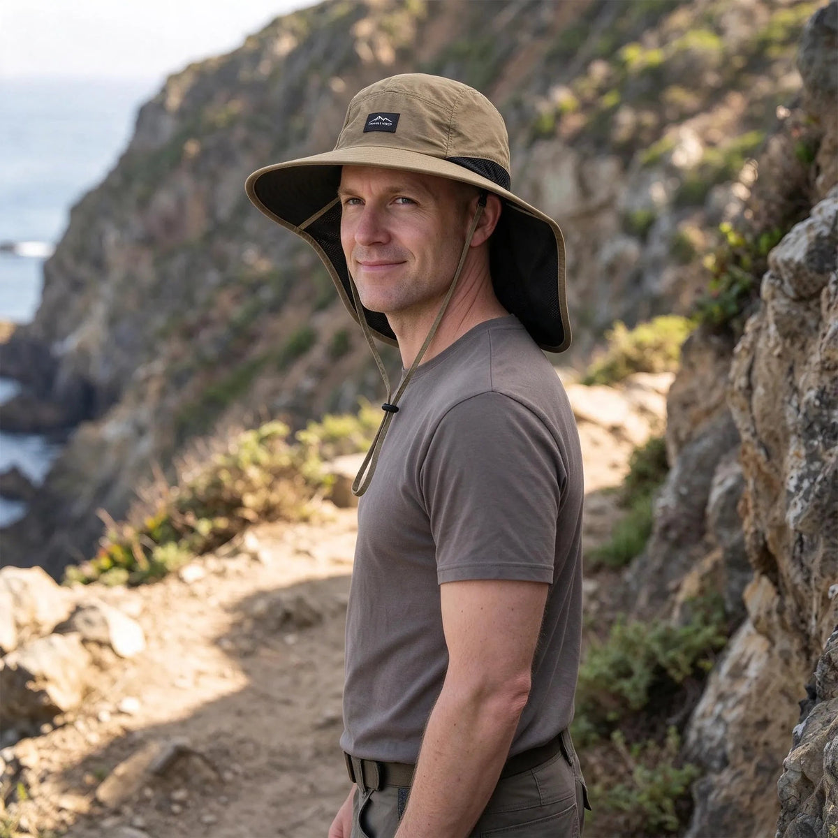 Wide brim sun hat with neck flap and ventilation, designed for outdoor activities, featuring adjustable straps for a comfortable fit, perfect for beach outings and sun protection 3