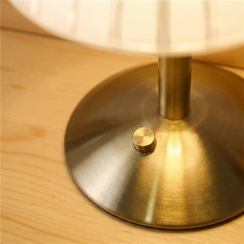 Wireless LED table lamp featuring a touch sensor and dimmable light, designed with a crystal-inspired cordless design for elegant home decor. 2
