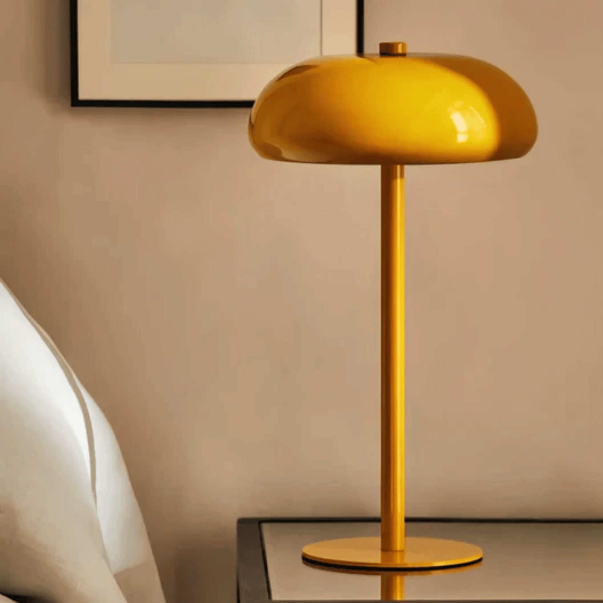 Wireless table lamp featuring a sleek metal design, dimmable LED functionality, perfect for modern bedside or desk use, and rechargeable for convenience. 6