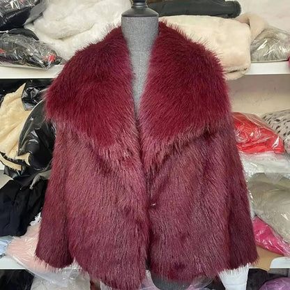Women's cropped faux fur jacket with an open front, featuring a soft plush texture, perfect for autumn and winter layering. 9
