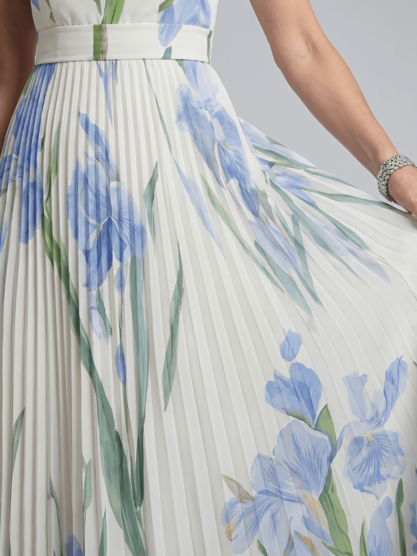 Women's floral midi dress featuring a stylish square neckline, perfect for summer weddings, crafted from lightweight fabric for comfort and elegance. 3