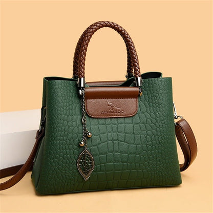 Women's Handbag with Adjustable Strap and Spacious Compartments – Classic Timeless Design in Black 1