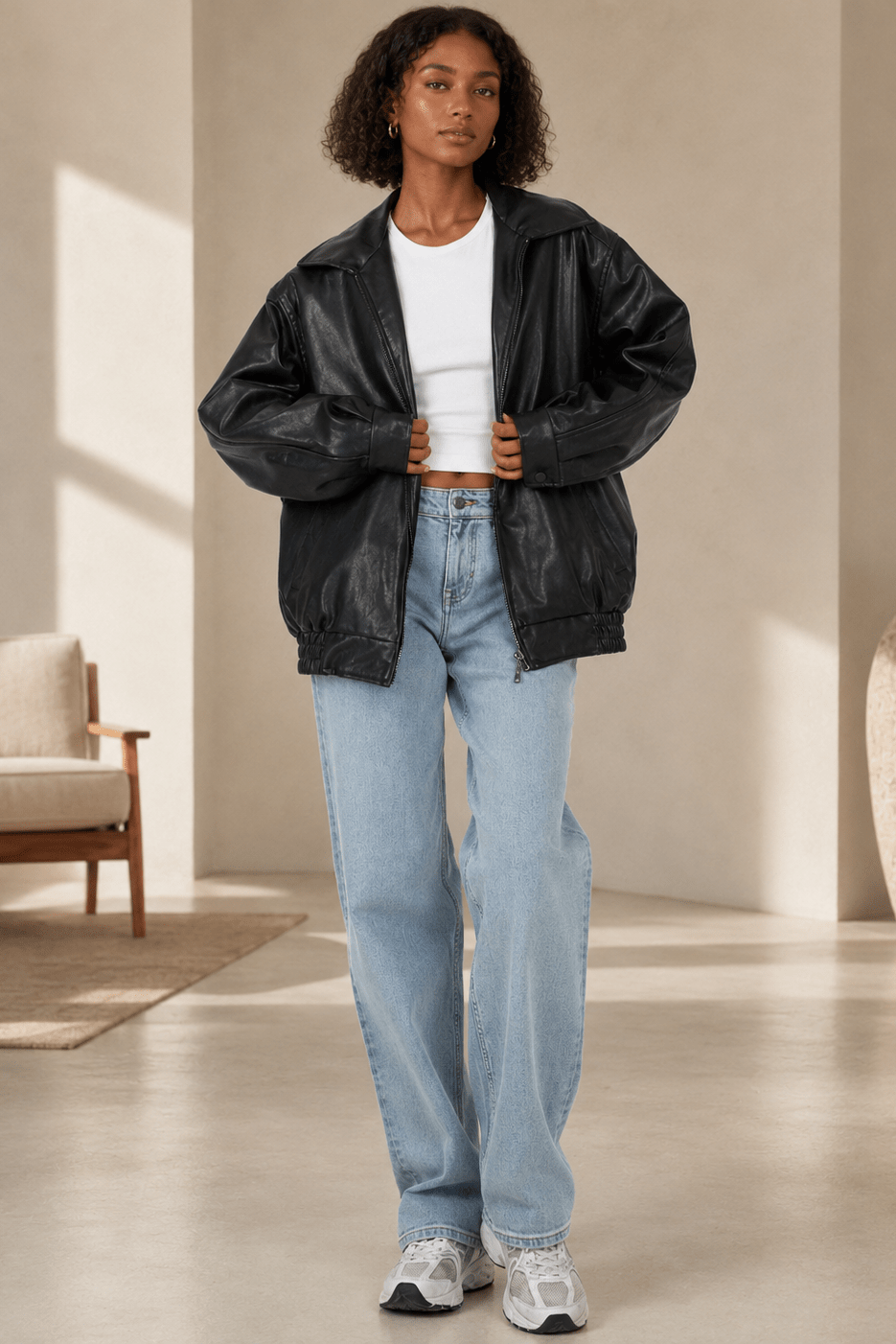 Women's oversized fit leather look jacket, perfect for casual everyday wear, featuring stylish design and comfortable fit. 1