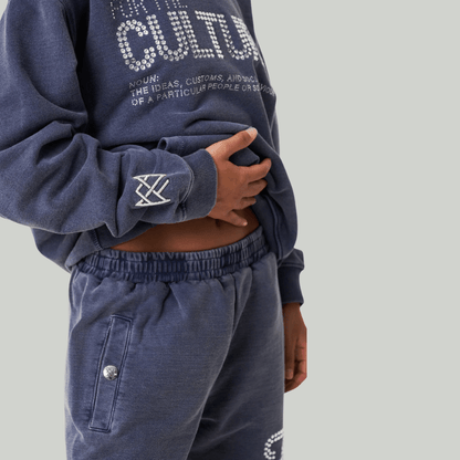 Women's long sleeve hoodie in a fashionable blue color, featuring a casual fit perfect for everyday wear. 2