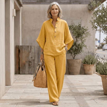 Women's loungewear set featuring batwing sleeves and wide-leg pants in a linen-textured natural style, perfect for comfort and relaxation. 6