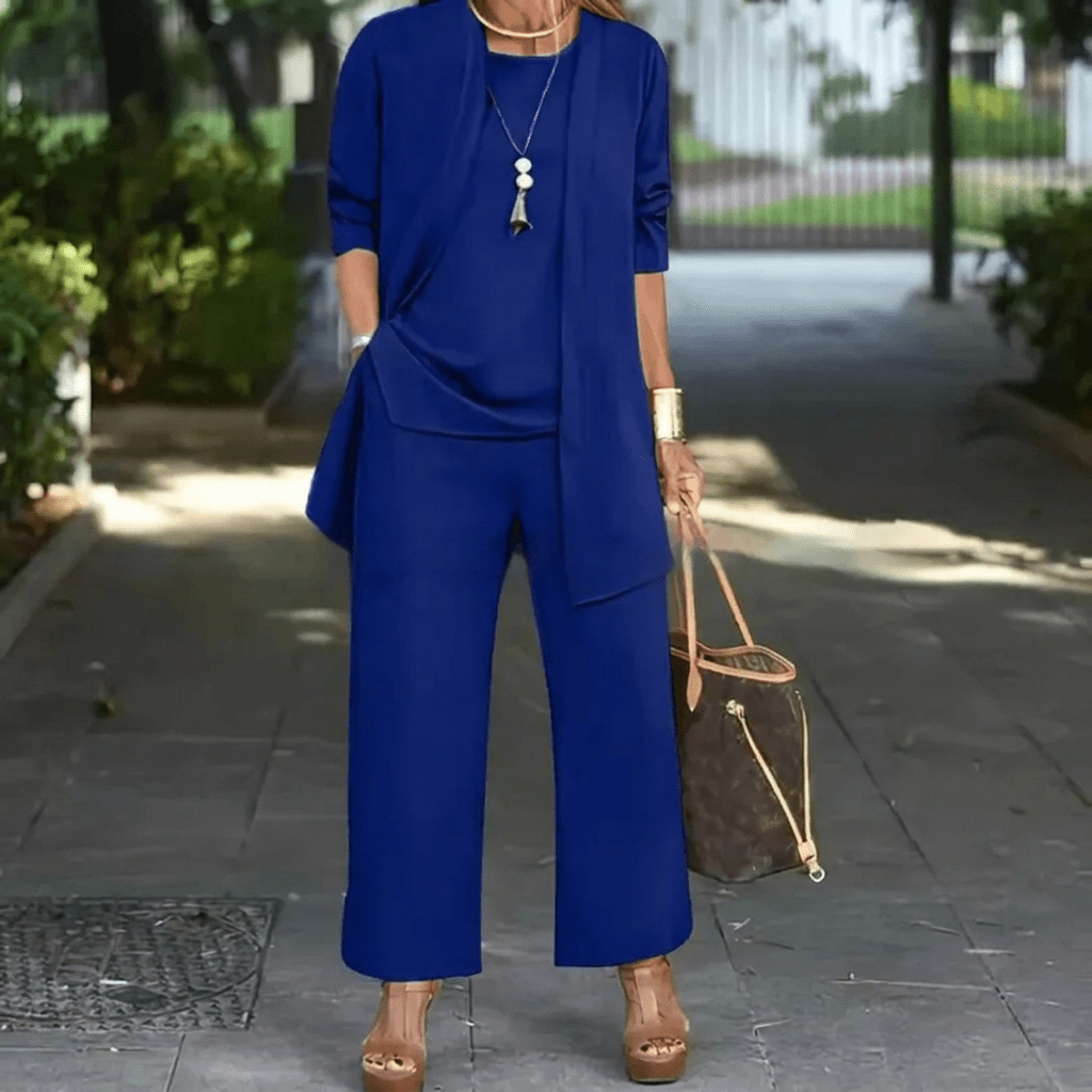 Women's loungewear set featuring wide leg pants and a stylish cardigan jacket, perfect for everyday comfort and chic layering. 5