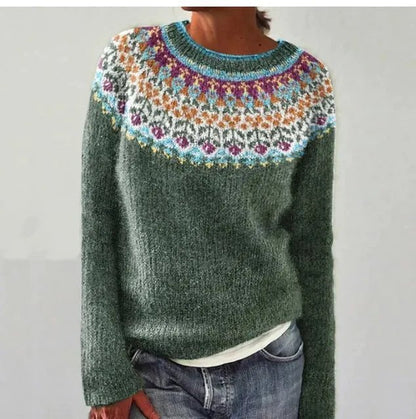 Women's oversized sweater featuring a wide boat neckline, cozy retro striped design, and soft knit fabric, perfect for casual and comfortable style. 3