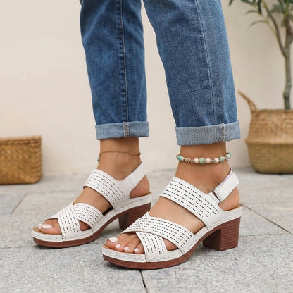 Women's platform sandals featuring orthopedic support and breathable straps, designed for ultimate comfort and style during the summer months. 5