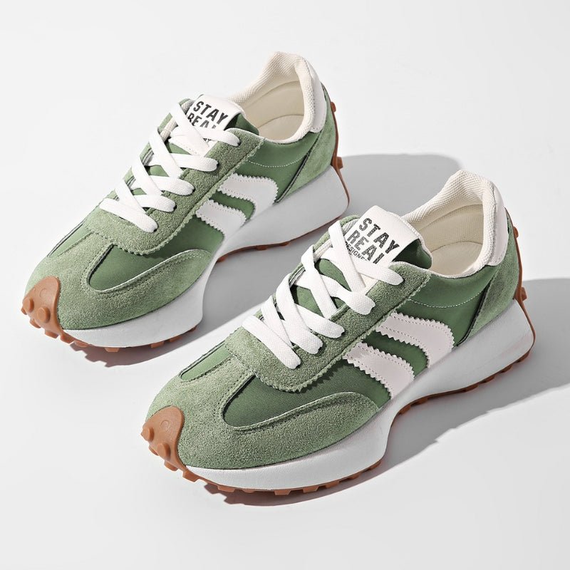 Women's platform sneakers with arch support in white, featuring a retro lace-up design and chunky sole, perfect for casual wear and all-day comfort. 0
