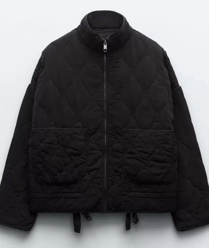 Women's vintage cotton quilted jacket featuring a high collar and practical pockets, perfect for winter warmth and style. 8