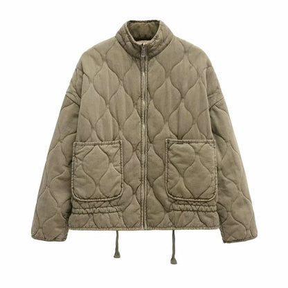 Women's vintage cotton quilted jacket featuring a high collar and practical pockets, perfect for winter warmth and style. 6