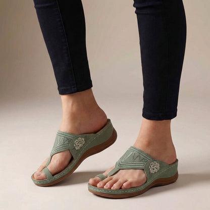 Women's sandals featuring floral embroidery, orthopedic wedge design for enhanced comfort, perfect for summer wear. 2
