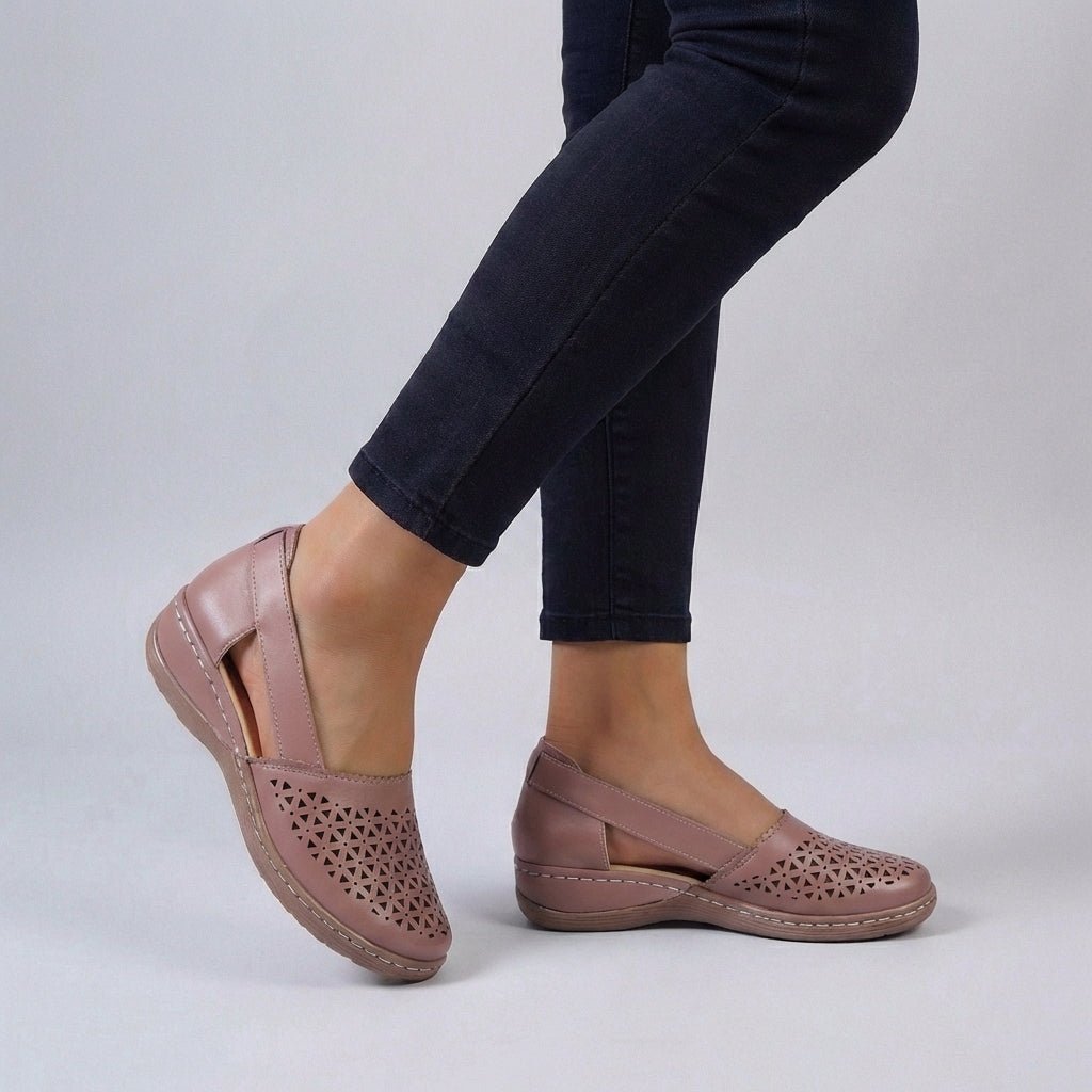 Women's sandals featuring a scalloped cut-out design, designed for summer comfort with breathable materials and orthopedic support, perfect for slip-on wear. 3