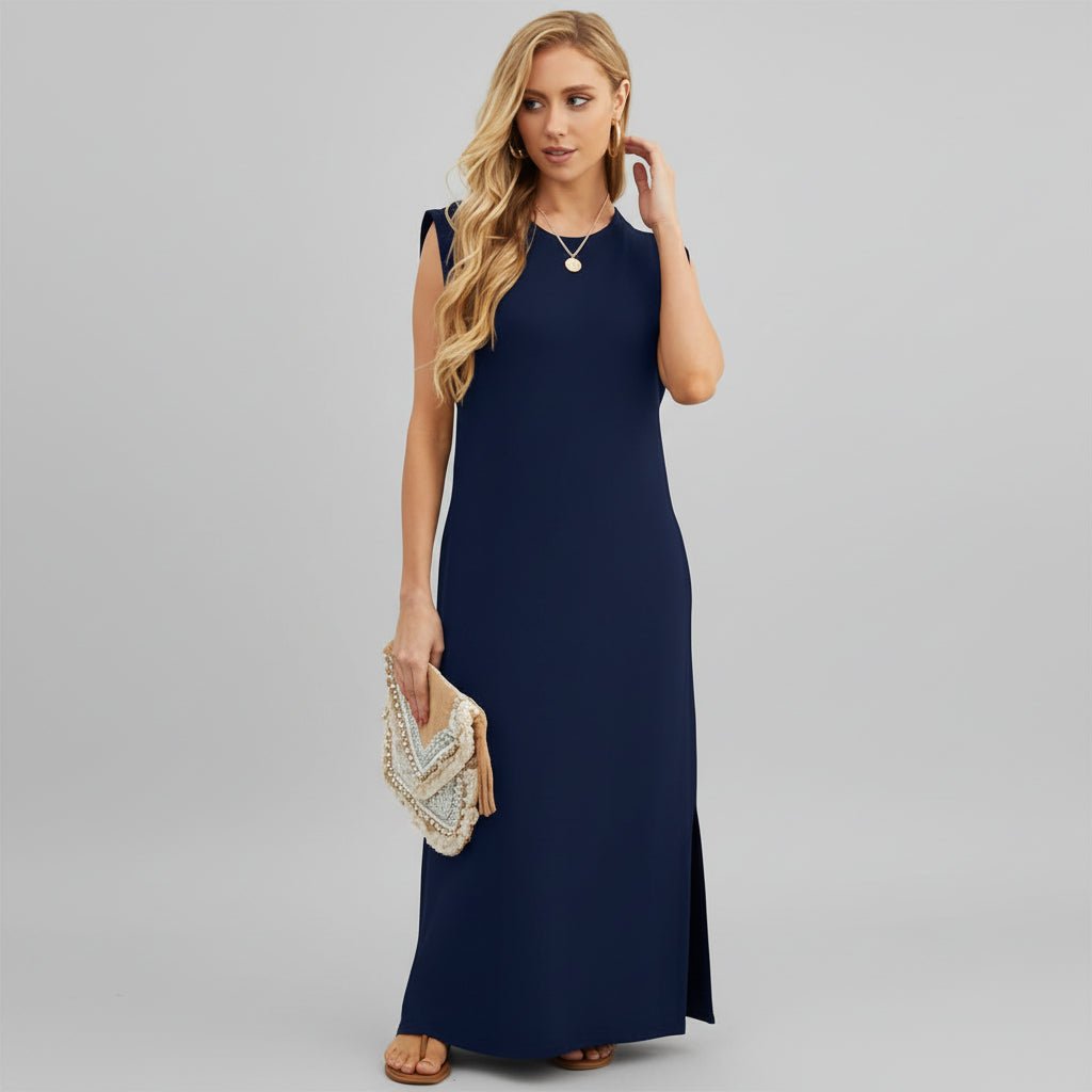 Women's sleeveless maxi dress featuring convenient pockets, perfect for casual summer outings and stylish comfort. 6
