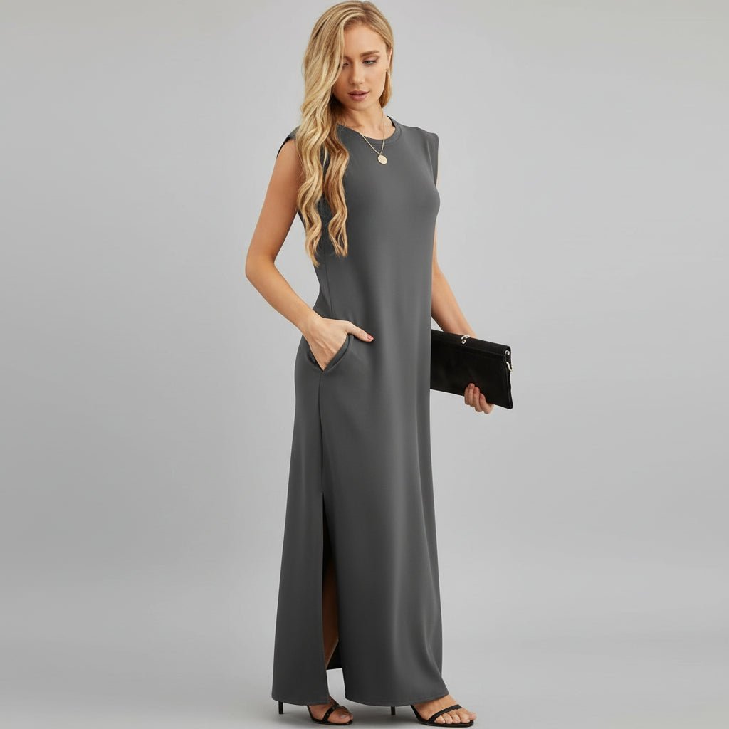 Women's sleeveless maxi dress featuring convenient pockets, perfect for casual summer outings and stylish comfort. 4