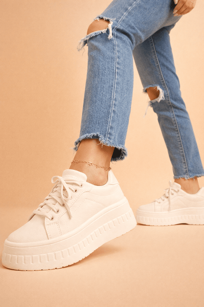 Women's Sneakers with Plateau Sole for All-Day Comfort – Stylish White Design in Premium Materials 2