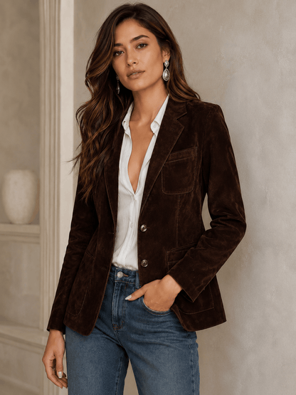 Women's suede blazer featuring a notched lapel and patch pockets, designed with a relaxed fit for effortless style and versatility in any wardrobe. 2