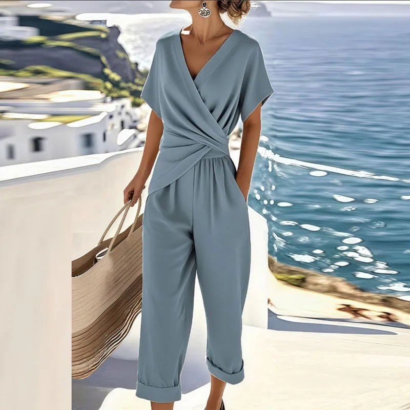 Women's two-piece outfit featuring a stylish twist-front design, crafted from soft fabric for a relaxed fit, perfect for casual and chic occasions. 2