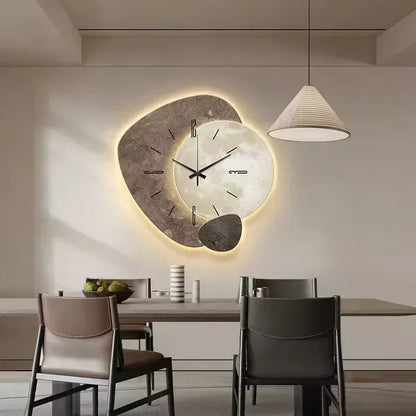Wooden wall clock with a natural design, measuring 35 cm, featuring quiet operation for a serene environment, perfect for home decor. 2